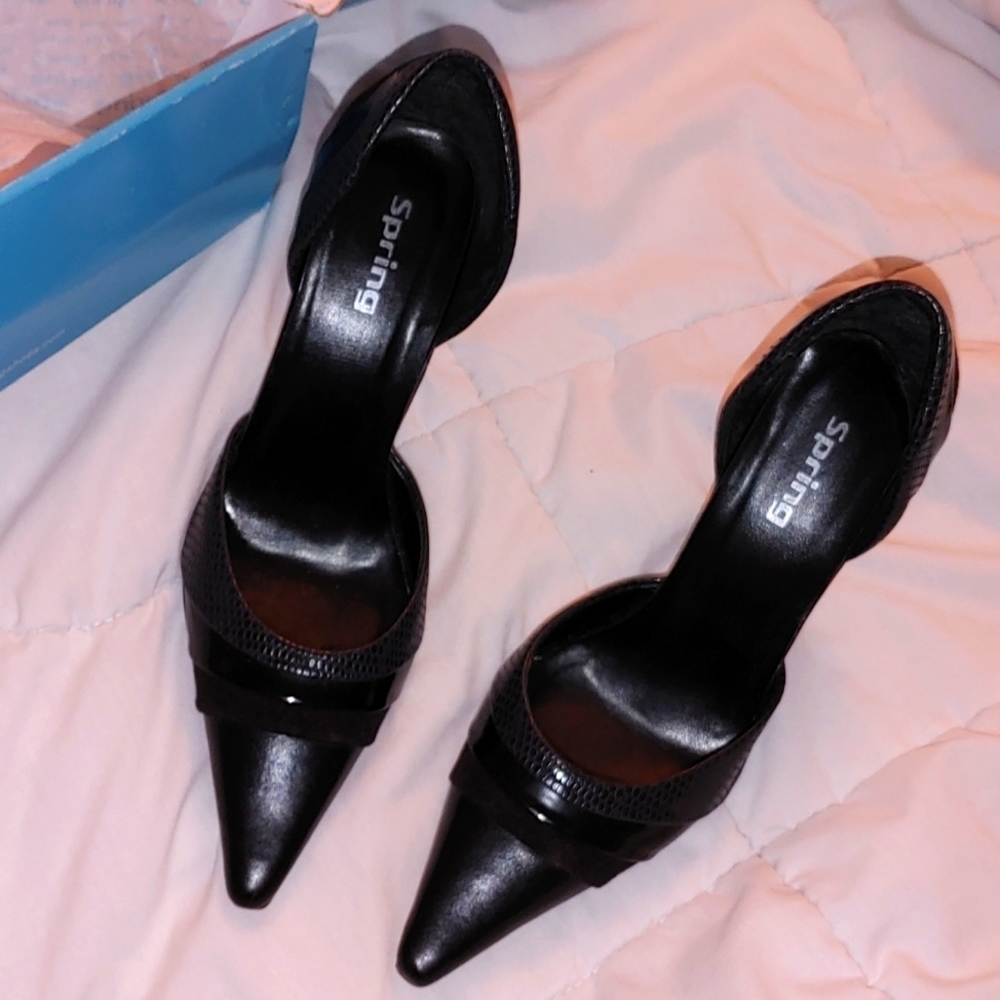 Womens size 9 black heels